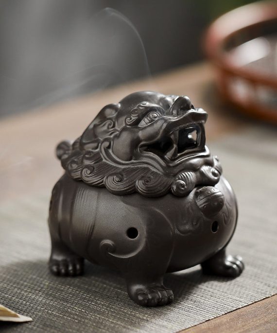 Mysterious gifts Auspicious Suanni Ceramic Incense Burner