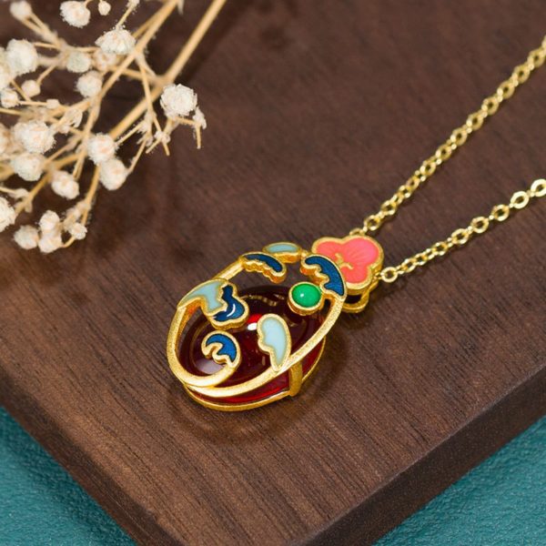 Mysterious gifts Enamel Painted Ancient Ruby Pendant Necklace