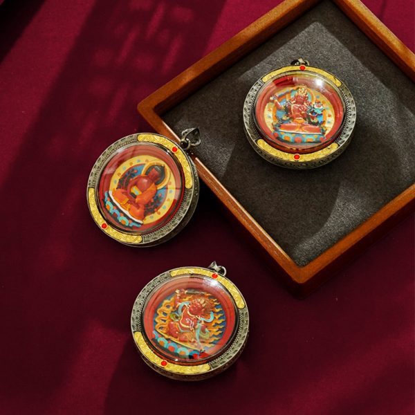 Mysterious gifts Round Cinnabar Hand-Painted Thangka Buddha Pendant Necklace