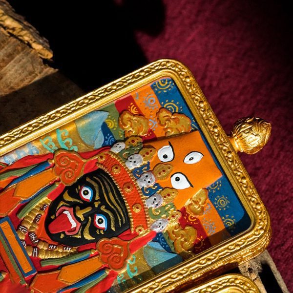 Mysterious gifts Hand-Painted 3D Thangka Brass Buddha Pendant Necklace (Gawu Box)