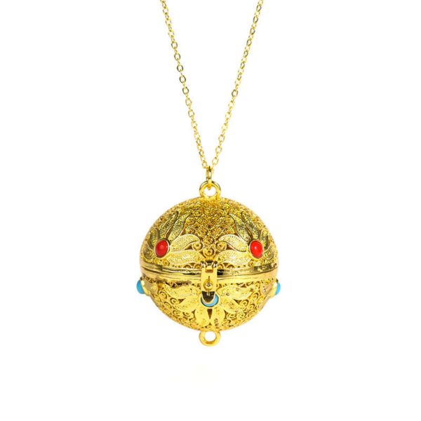Mysterious gifts Hollow Gold-Plated Aromatherapy Pendant Necklace