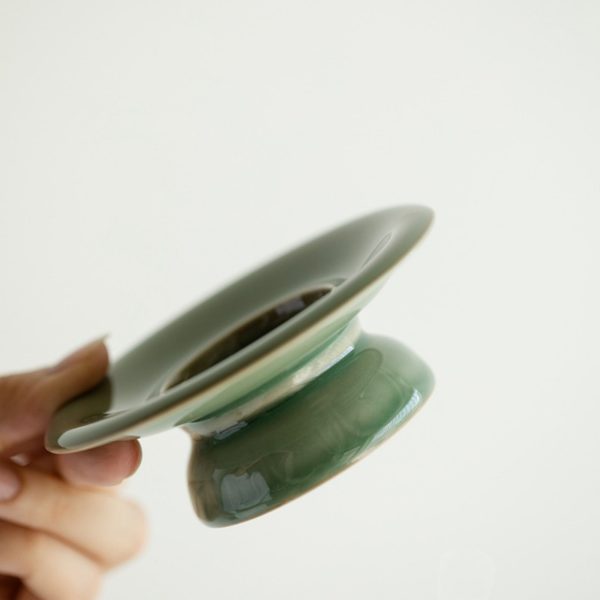 Mysterious gifts Yue Kiln Celadon Vintage Lotus Tea Cup
