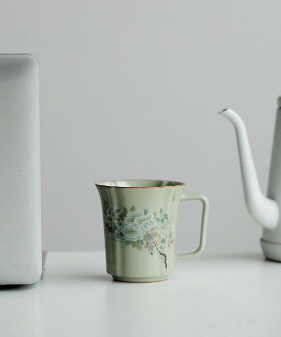 Mysterious gifts Ru Kiln Ceramic Retro Coffee Cup