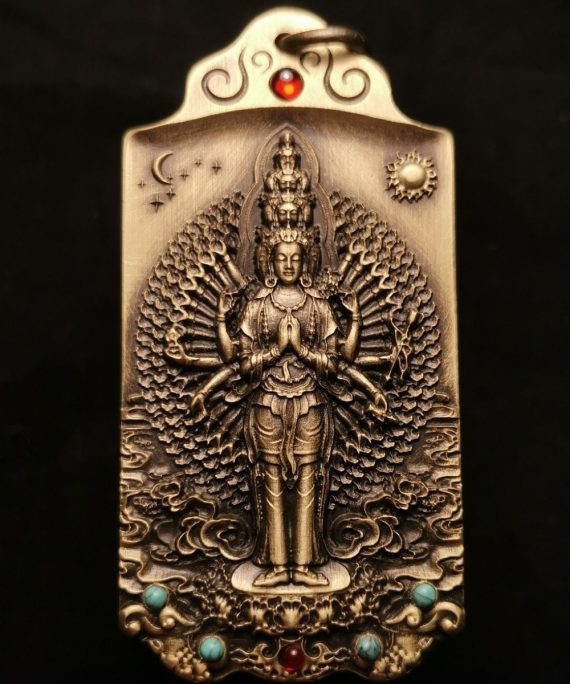 Brass Thousand‑Armed Guanyin Bodhisattva (Avalokiteshvara) Amulet Pendant Necklace