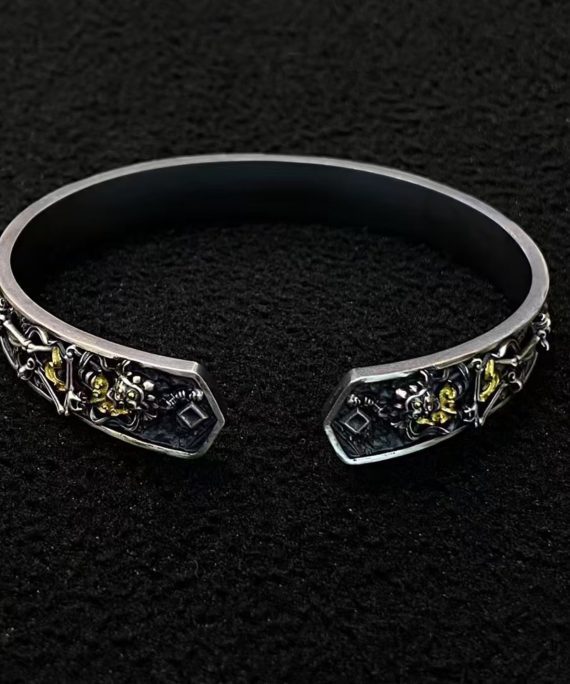 Tibetan Hand-Carved Chitipati Silver Bangle