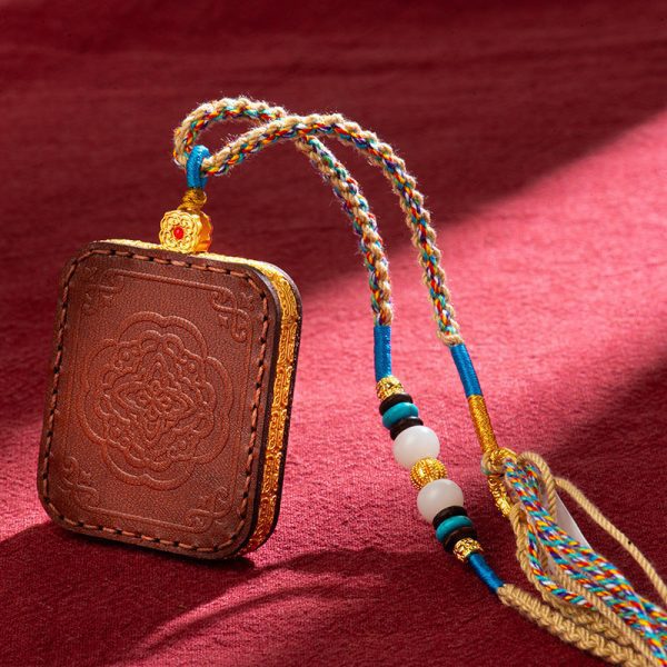 Tibetan Hand-Painted Buddha Thangka Gawu Box Amulet