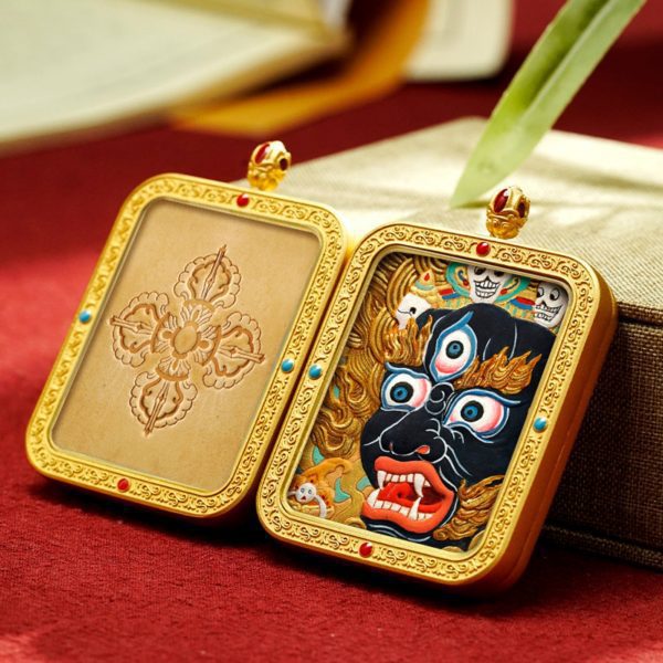 Mysterious gifts Hand-Carved Thangka Buddha Pendant Necklace with Brass Gawu Box