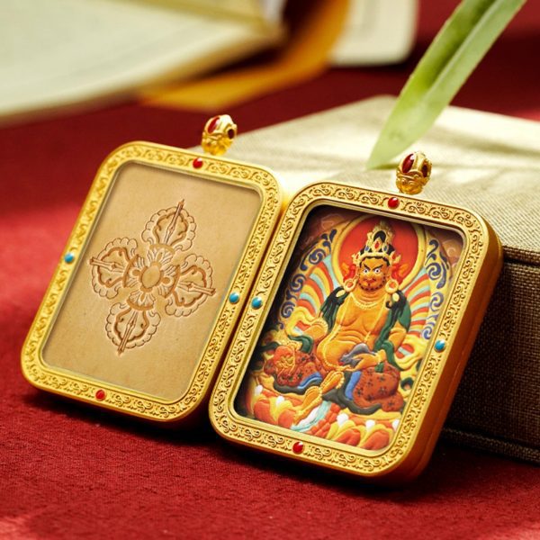 Mysterious gifts Hand-Carved Thangka Buddha Pendant Necklace with Brass Gawu Box