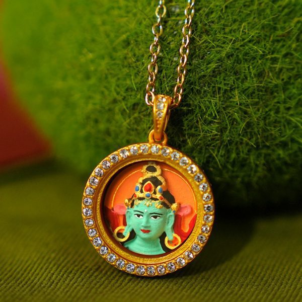 Mysterious gifts Modern Style Round Green Tara Thangka Pendant Necklace