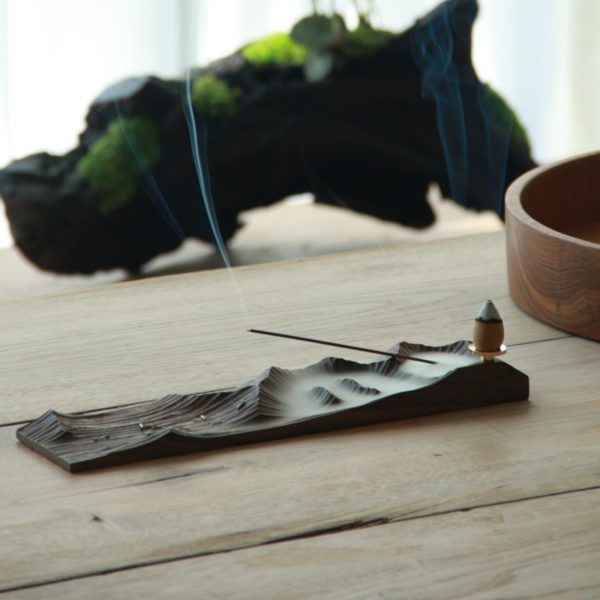 Mysterious gifts Solid Wood Hand-Carved Cloud Waterfall Incense Holder