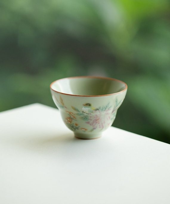 Mysterious gifts Ru Kiln Flower and Bird Pattern Handmade Ceramic Cup