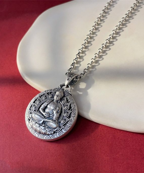 Six-Syllable Mantra Guardian Buddha Amulet Necklace