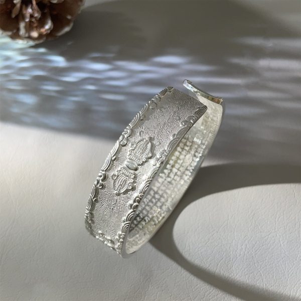 Tibetan Six-Syllable Mantra & Lotus Sutra Silver Bangle