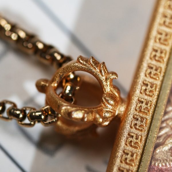 Mysterious gifts Hand-Carved Tibetan Thangka Buddha Pendant Necklace