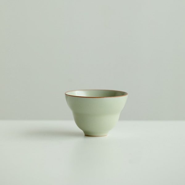 Mysterious gifts Ru Kiln Flower and Bird Pattern Handmade Ceramic Cup