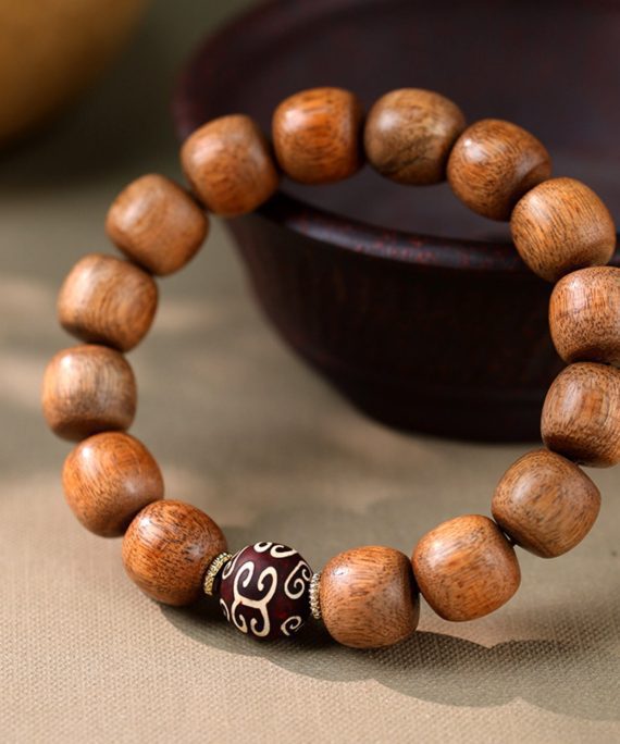 Kalimantan Agarwood & Agate Mala Bracelet