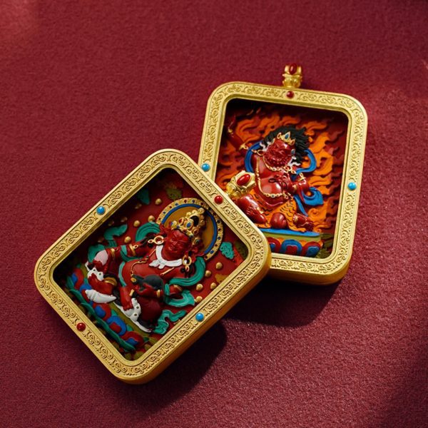 Mysterious gifts Hand-Painted Thangka Red Sand Brass Pendant Necklace (Ga Wu Box)