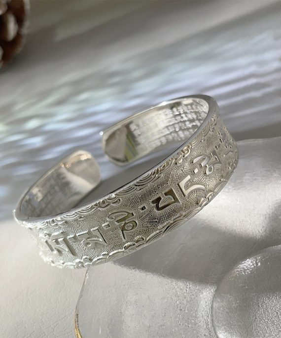 Tibetan Six-Syllable Mantra & Lotus Sutra Silver Bangle