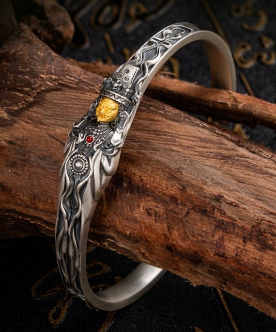 Zakiram Tibetan Buddhist Sterling Silver Bracelet
